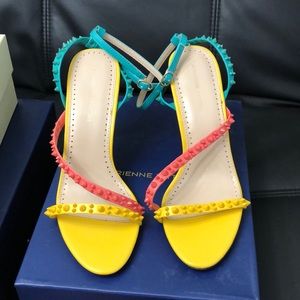 NEW ADRIENNE VITTADINI Glow 2 STRAPPY  MULTICOLOR STUDDED SANDAL